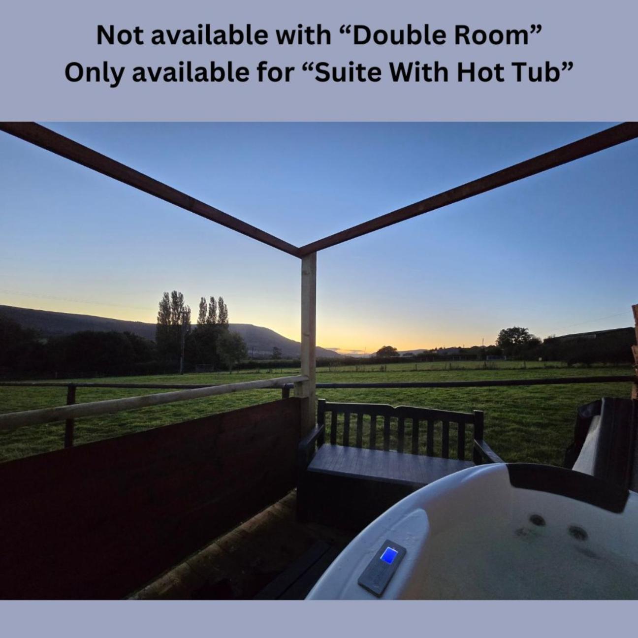 Cwtch Glamping Shepherds Huts Abergavenny Exterior foto